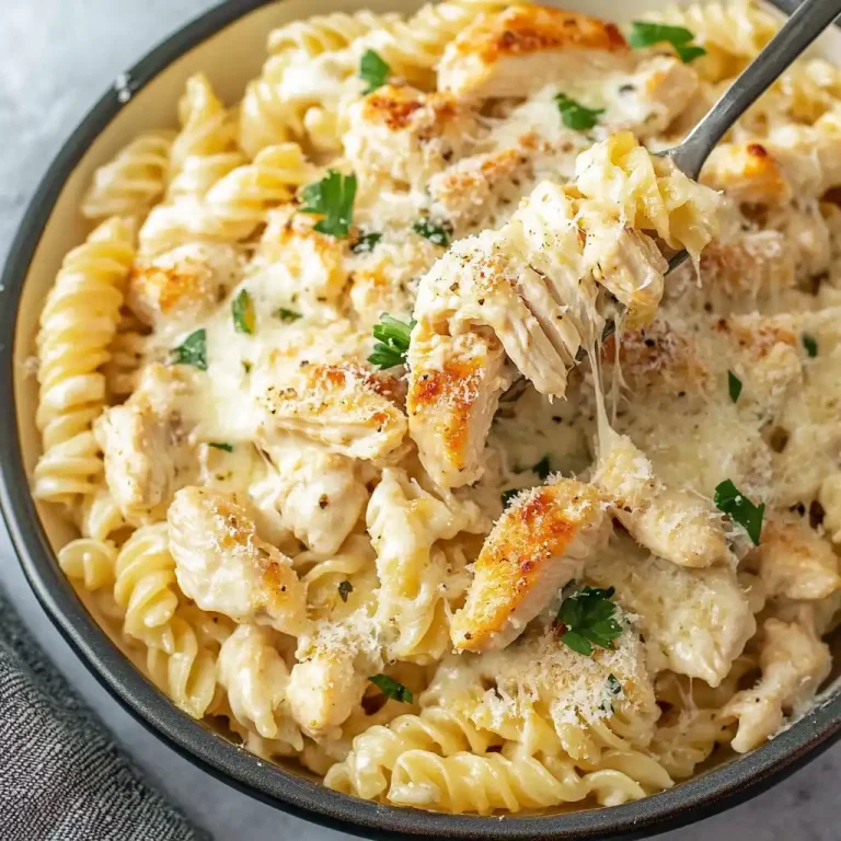 Garlic Parmesan Chicken Pasta Bake